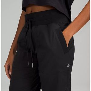 Lululemon dance studio pant-lined